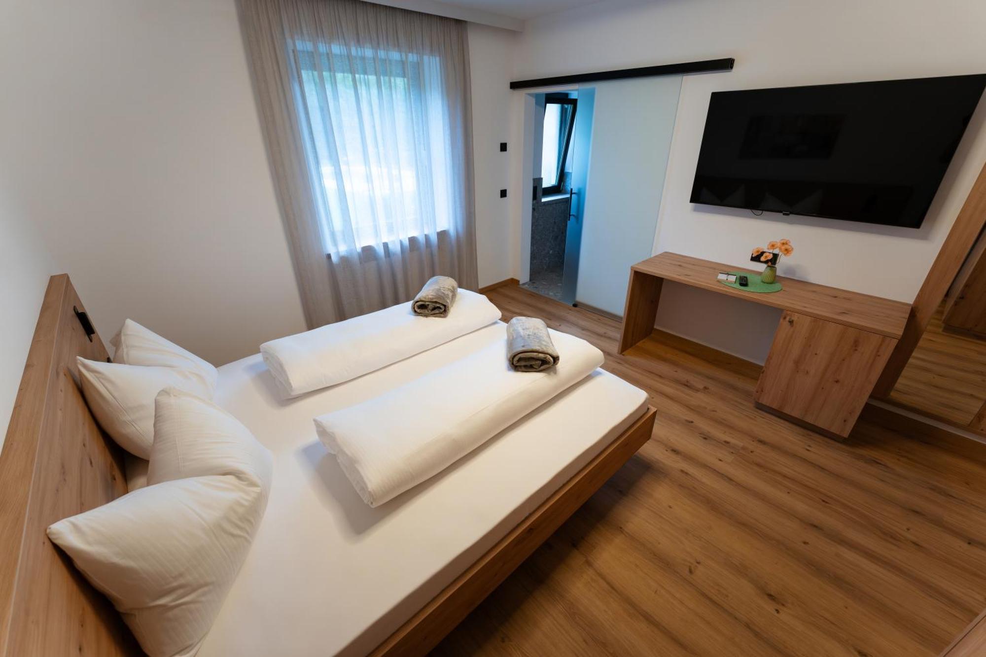 Self Service Hotel Schnalser Hof Натурно Экстерьер фото